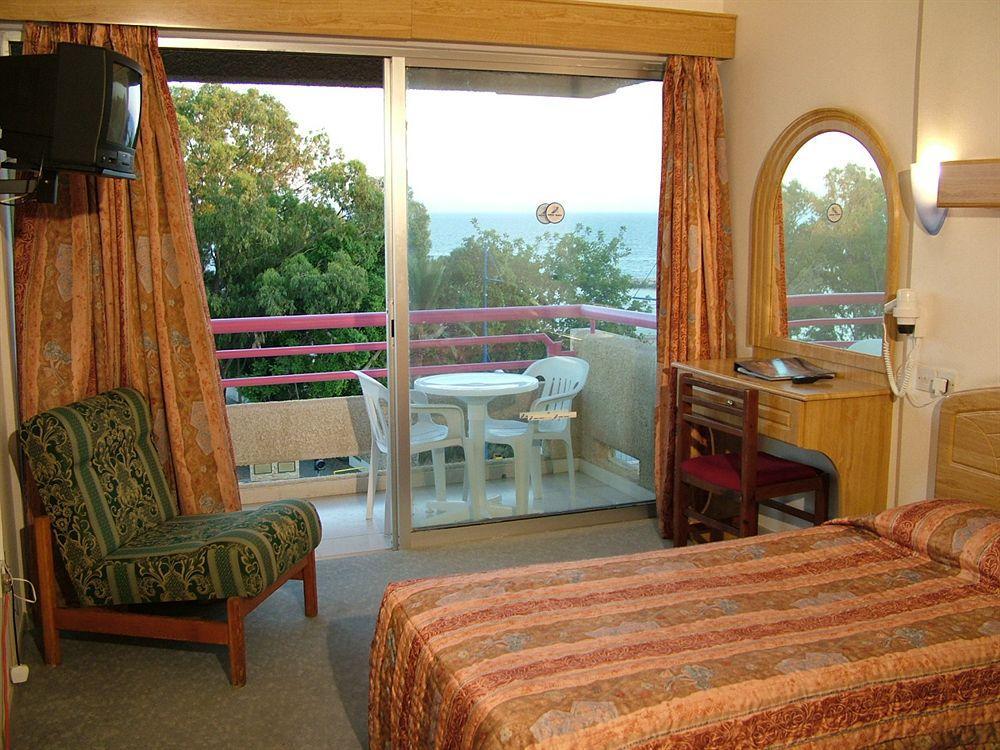 Arsinoe Beach Hotel 利马索尔 外观 照片